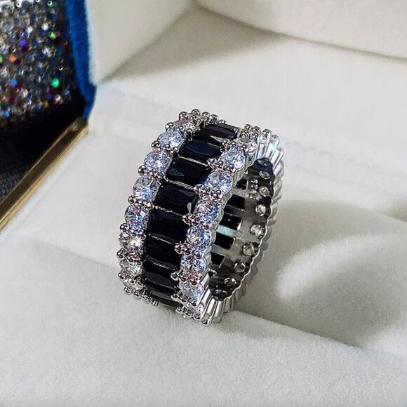 NEW 925 Sterling Silver Black Sapphire Diamond Ring Band - Picture 5 of 8